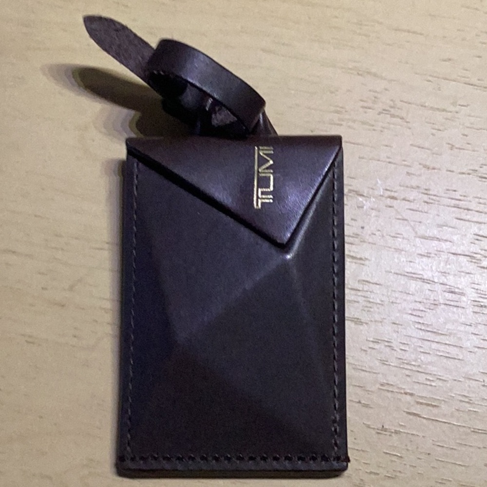 Tumi Browm Leather Travel Tag